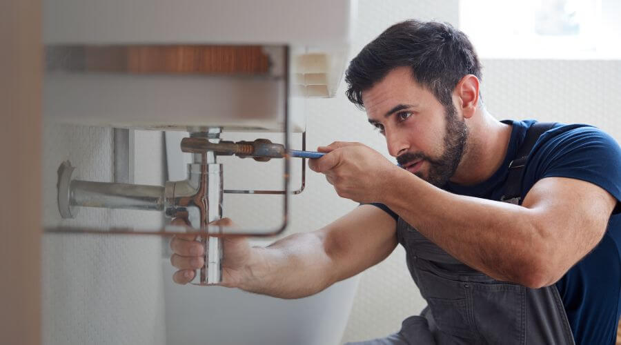 Faucet aerator cleaning/replacement in Bond, CO